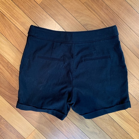H&M Dress Shorts - Picture 2 of 3